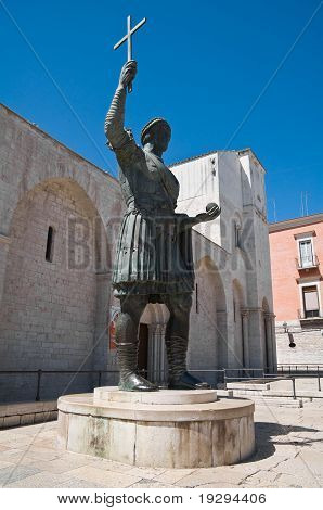 Colossus i Barletta. Apulien.