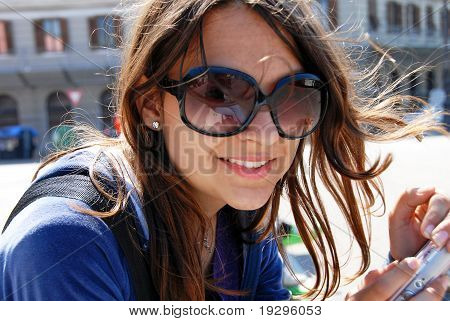 Ragazza In occhiali da sole
