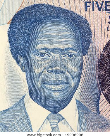 UGANDA - cca 1983: Milton Obote (1925-2005) na 500 šilinků 1983 bankovek z Ugandy. Politické 
