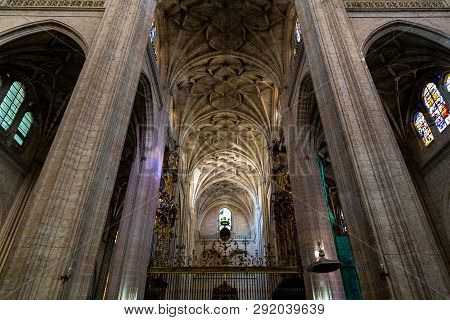 Sept 2018 - Segovia, Castilla Y Leon, Spain - Segovia Cathedral Interiors. It Was The Last Gothic St