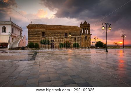 Zakynthos, Greece - October 7, 2017: Sunrise At St Nikolaos Molou Church In Solomos Square In Zakynt