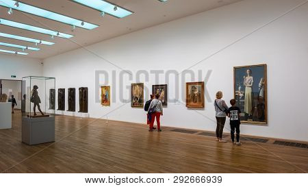 London, Uk - May 22 2018: Tate Modern Is A Modern Art Gallery  Houses International Modern Pieces Of