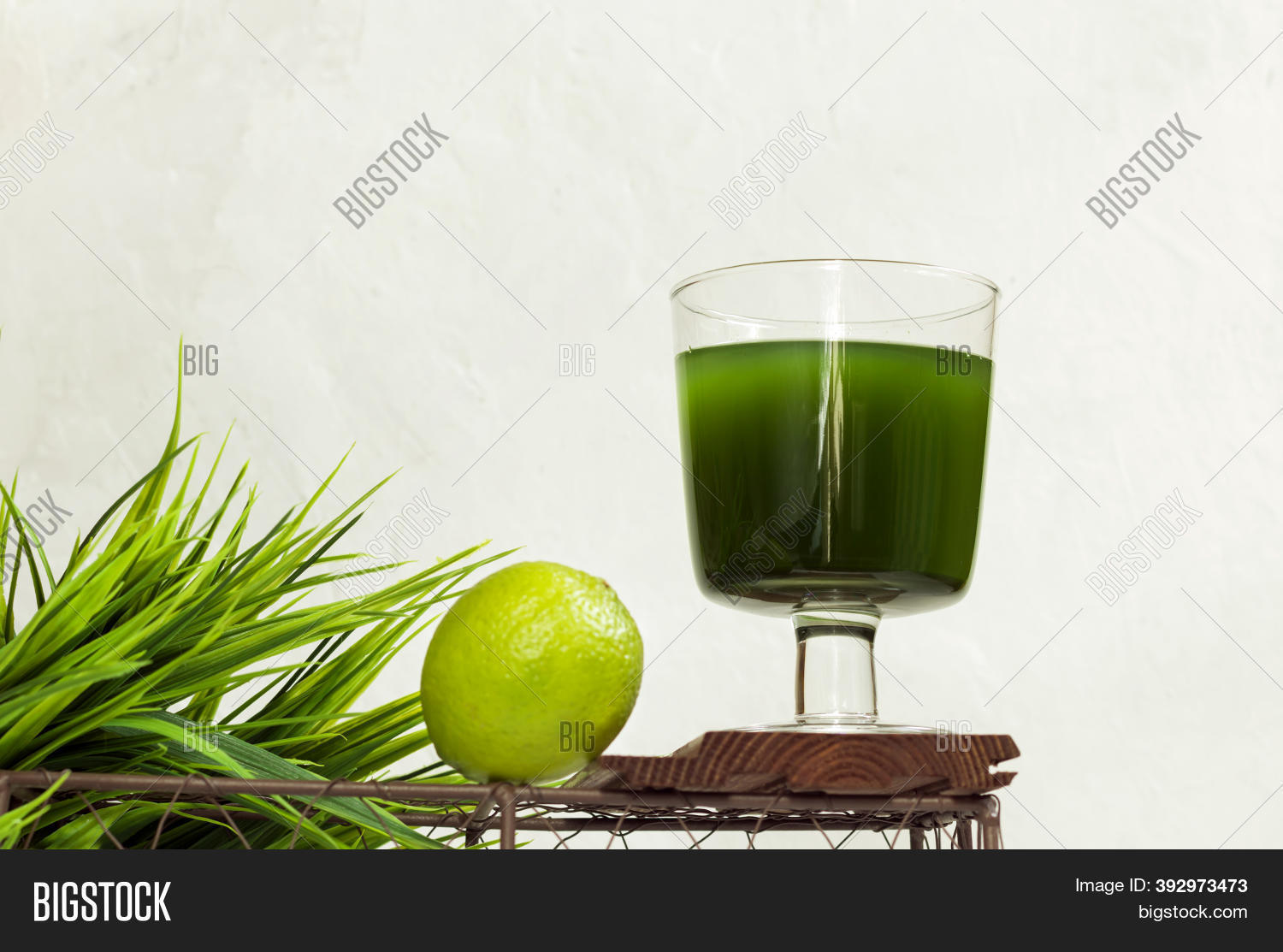 Chlorella Detox Image & Photo (Free Trial) Bigstock