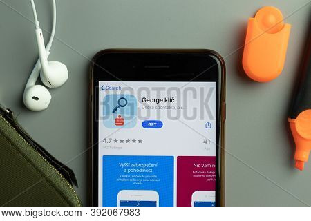 New York, Usa - 26 October 2020: George Klic Mobile App Icon Logo On Phone Screen Close-up, Illustra