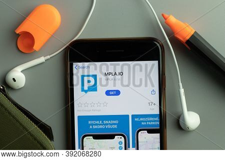 New York, Usa - 26 October 2020: Mpla.io Mobile App Icon Logo On Phone Screen Close-up, Illustrative