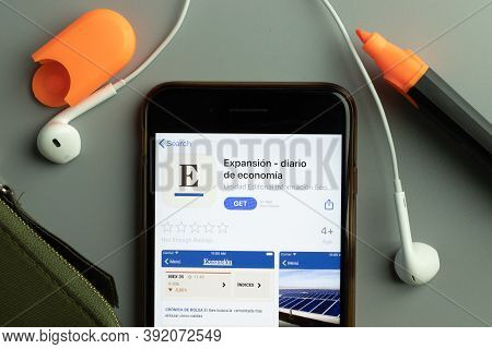 New York, Usa - 26 October 2020: Expansion Mobile App Icon Logo On Phone Screen Close-up, Illustrati