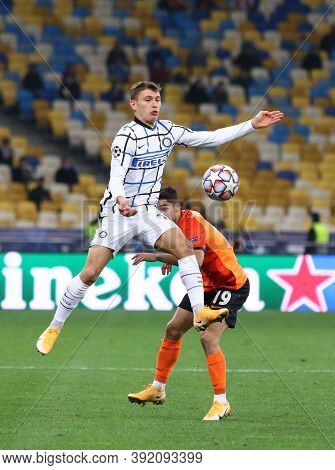 Kyiv, Ukraine - October 27, 2020: Nicolo Barella Of Inter (l) Fights For A Ball With Manor Solomon O