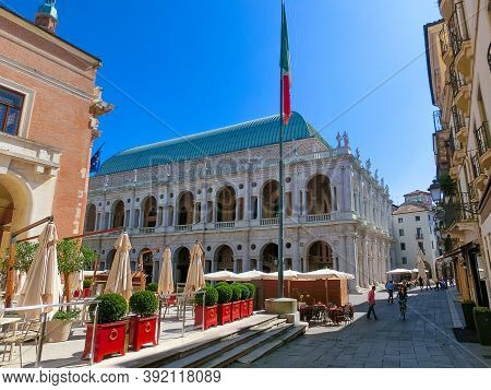 Vicenza, Italy - September 22, 2014: The Statue Of Famous Architect Andrea Palladio In The Downtown 