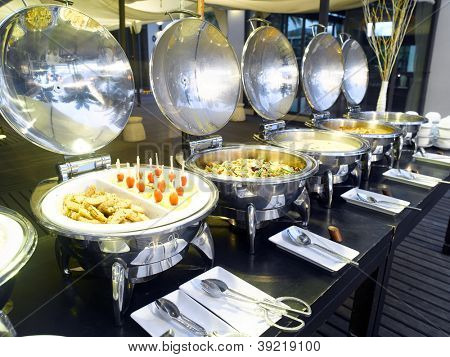 Buffet klar i et hotel