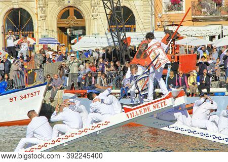 Sete, France - March 26, 2016: Water Jousting Performance During Stopover In Sète - Maritime Traditi