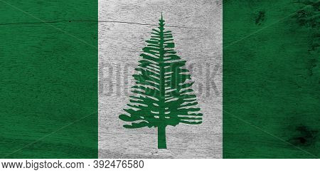 Flag Of Norfolk Island On Wooden Plate Background. Grunge Norfolk Flag Texture, Norfolk Island Pine 