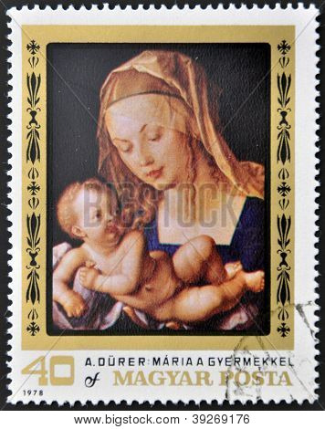Венгрия - около 1978: марку, напечатанную в Венгрии показывает картина Девы Марии с ребенком от A