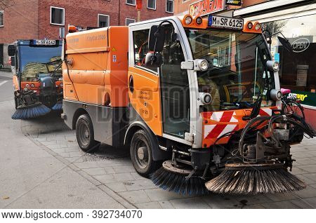 Road Sweeper Machine Car Stopping Beside Road Wait Driver Worker Working Cleaning Dust And Keep Garb