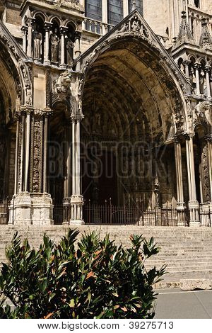 Entrada de Chartres
