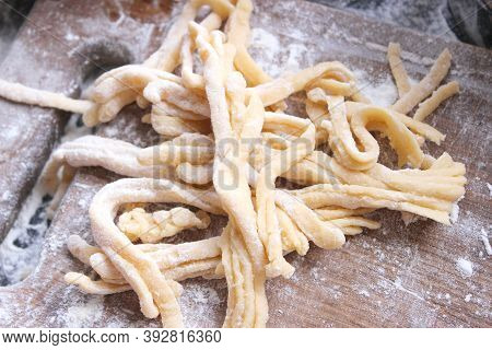 Machine For Cooking Pasta. The Dough For Pasta.metal Machine For Production Of Pasta And Ingredients
