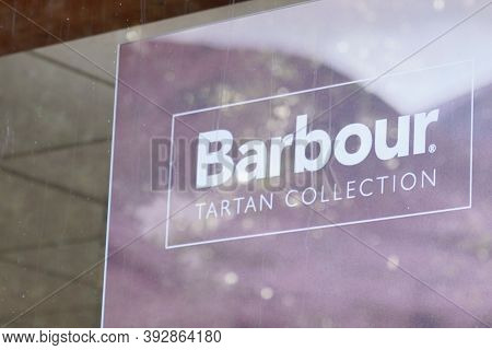 Bordeaux , Aquitaine / France - 11 01 2020 : Barbour Logo And Text Sign Shop Brand Fashion Retailer 
