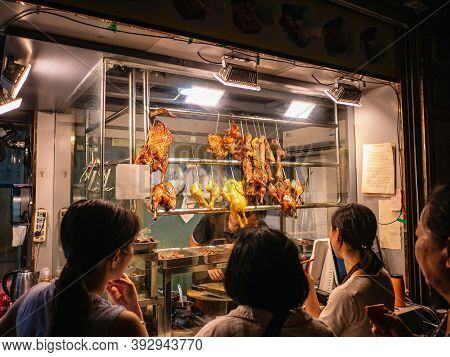 Guangzhou/china-24 Aug 2019:unacquainted People Buying Roasted Goose Boiled Chicken At Downtown Alle