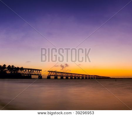 solnedgang på Bahia Honda state park i Florida