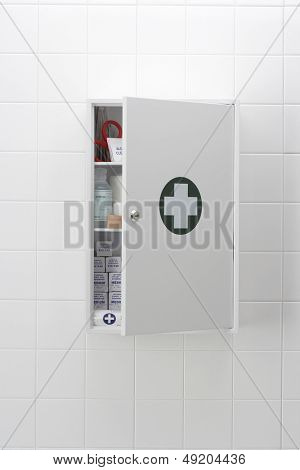 Gabinetto medico sulla parete