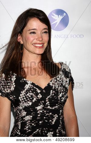 LOS ANGELES - 10 agosto: Marguerite Moreau Angel Awards presso il progetto Angel Food il 10 agosto,