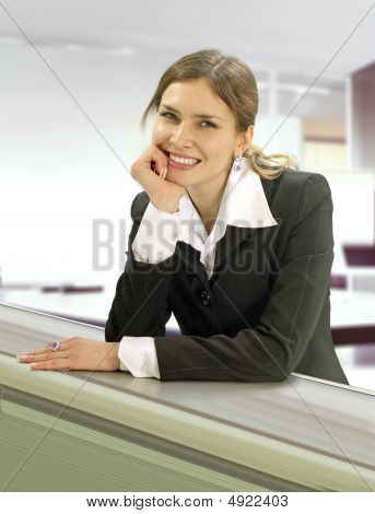 Receptionist