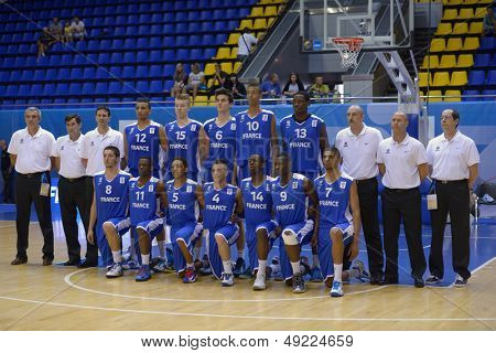 Kyjev, Ukrajina - 8. srpna: Tým Francie před prvním kole zápas se Srbskem během U16 Euroba