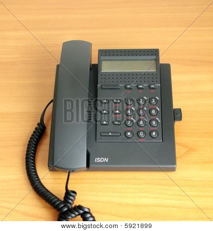 Digital (isdn) telefon