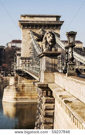 Chain Bridge