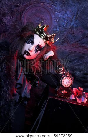 Mad queen.