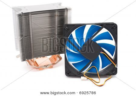 Výkonný Cpu chladič