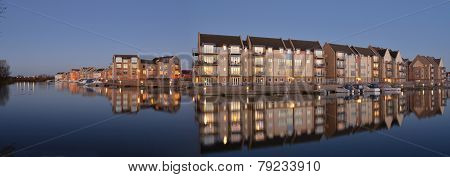 Marina Apartments and Houses