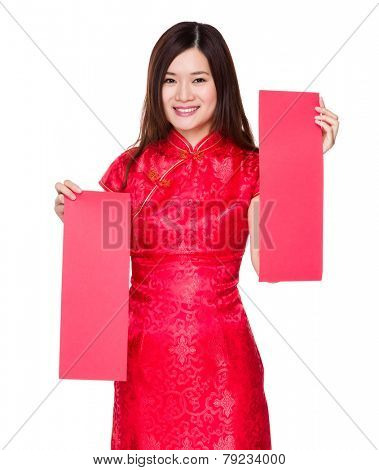 Woman pair of Fai Chun
