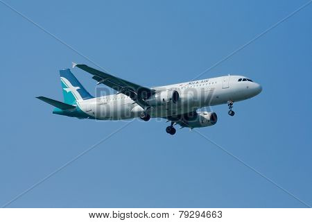 9V-SLE  Airbus A320-200 of Silkair