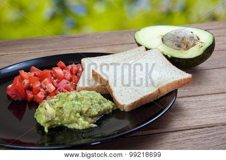 Avocado Sauce And Whole Wheat