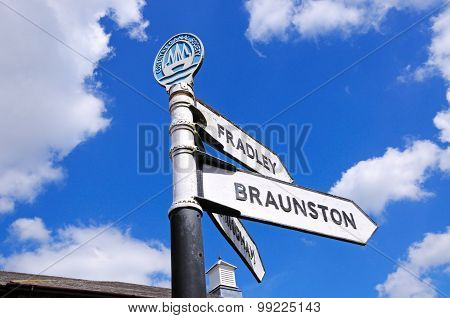 Coventry Canal signpost.