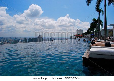 infinity pool