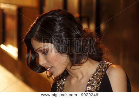 Freida Pinto alla Premiere Miral nel centro di Londra 18 ottobre 2010