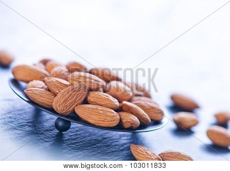 Almond Without Shell