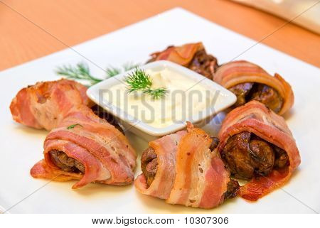 Roll Speck und Hühnerleber