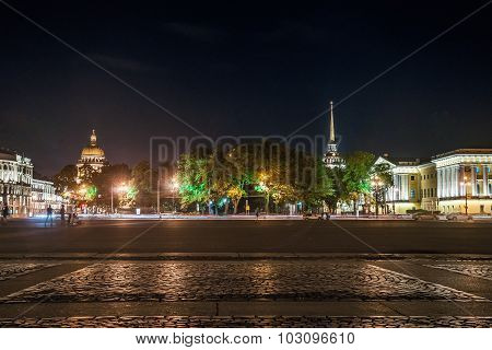 Beautiful night view of Admirality in Saint Petersburg.