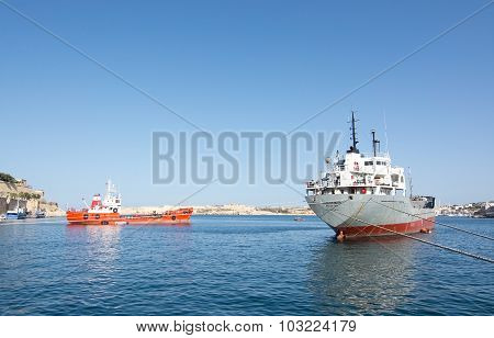 General Cargo Ship Challenger