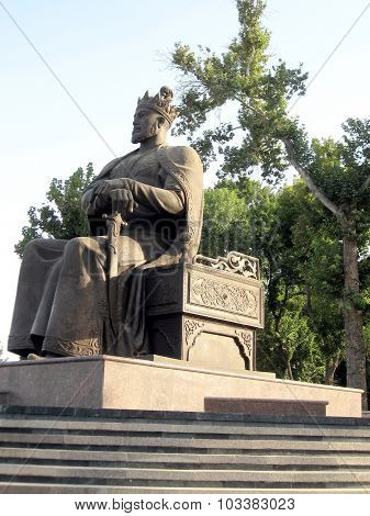 Samarkand The Amir Temur Monument 2007
