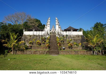 Lempuyang Temple