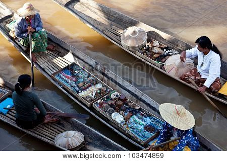 Intha People On Inle Lake, Myanmar