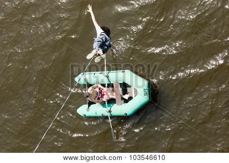 Extreme ropejumping