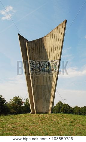 Monument In Plovanija