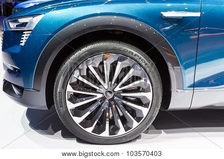 2016 Audi e-tron quattro concept