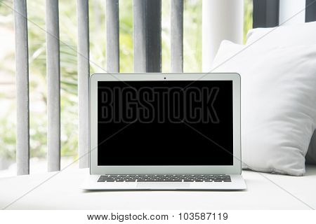 Laptop Computer
