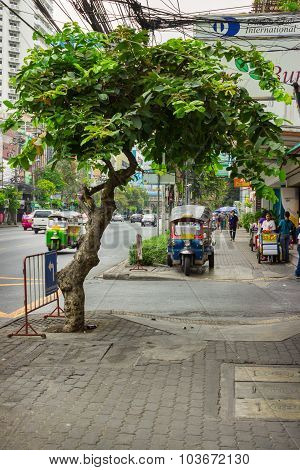 Ordinary Street On The Outskirts Of Bangkok