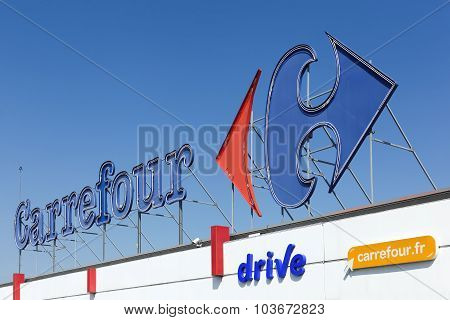 Carrefour sign on a facade